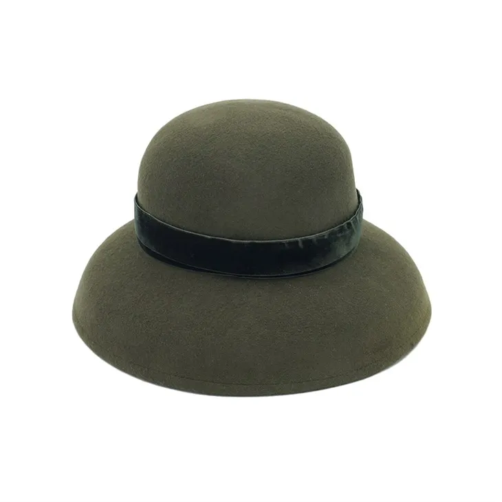 Kpiepel tas-suf aħdar iswed