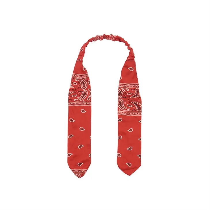 Xalpi Poly aħmar jgħajjat