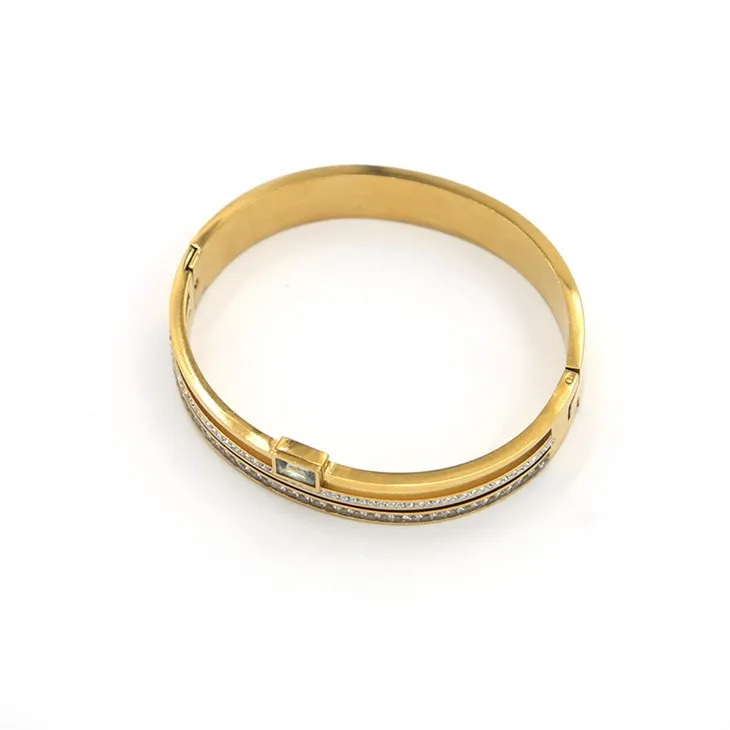 Brazzuletta Bold Star tad-Deheb